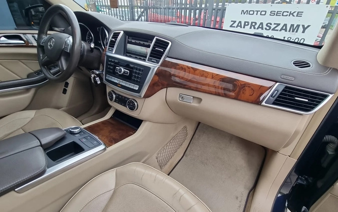 Mercedes-Benz GL cena 115900 przebieg: 182659, rok produkcji 2013 z Mosina małe 352
